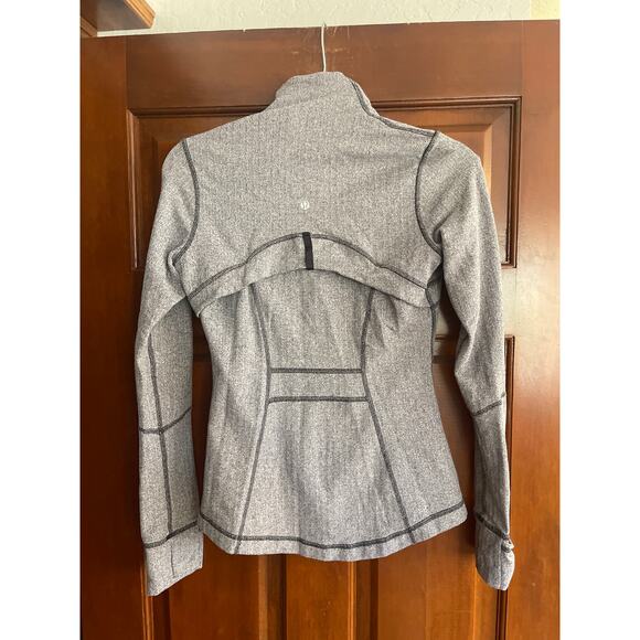 Lululemon define jacket size 6 - Picture 5 of 5